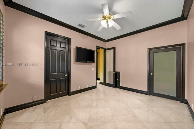 Building Photo - 14130 SW 33rd Ct