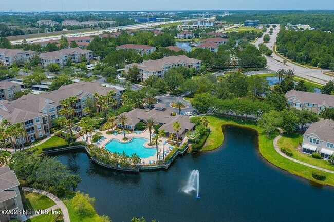 Building Photo - 7990 Baymeadows Rd E