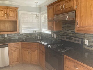 Building Photo - 204 Arroyo Dr