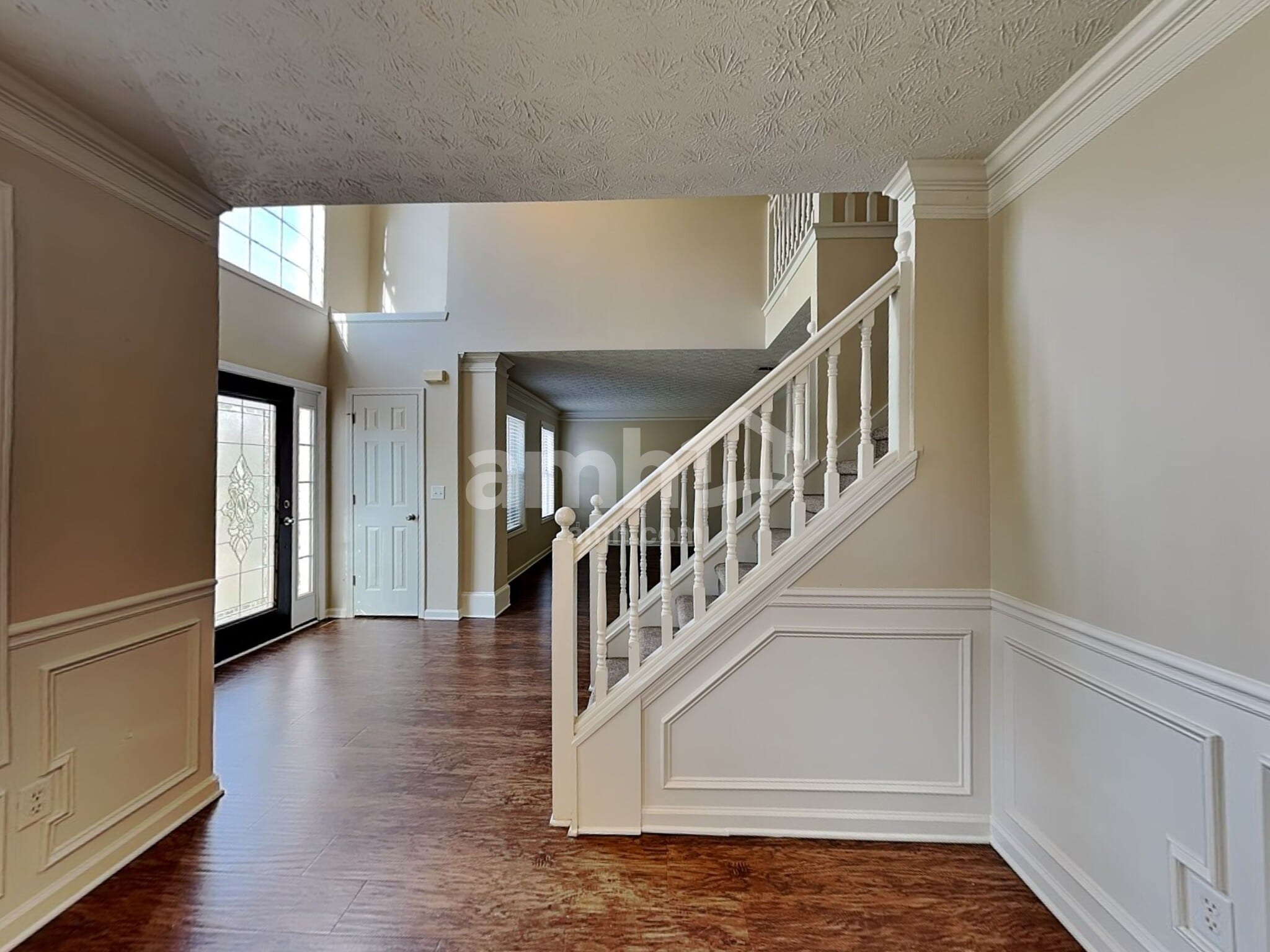 Building Photo - 550 Brook Hollow Dr