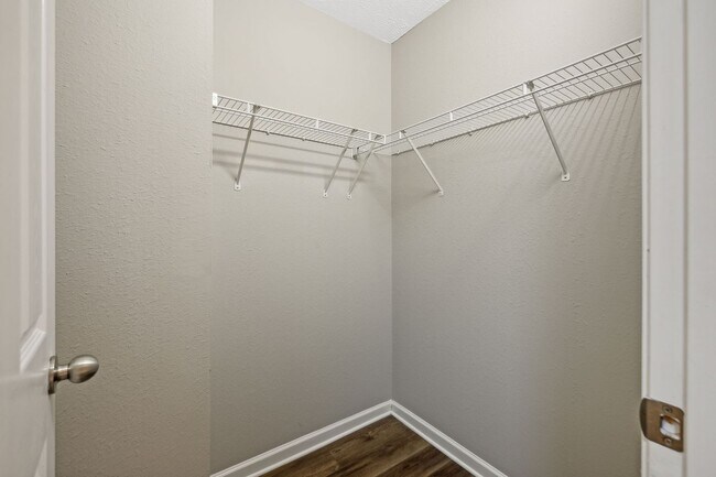 Building Photo - 118 Lancaster Gate Pl