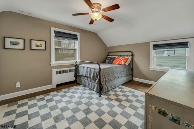 Building Photo - 21 Ridgedale Ave