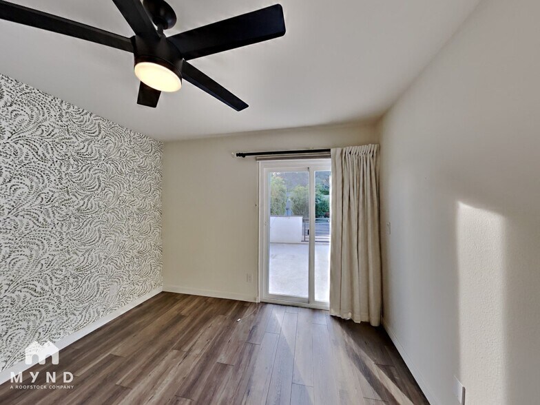 Building Photo - 13155 Portofino Dr