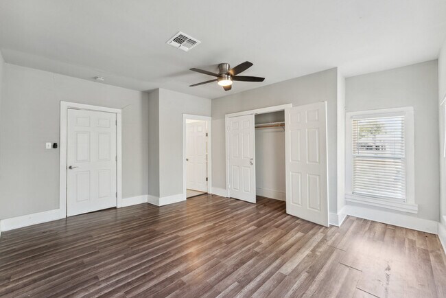 Building Photo - 1031 Schley Ave