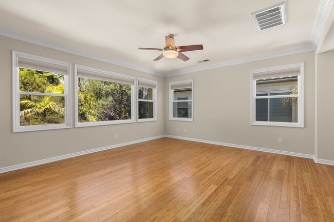 Building Photo - Elegant 5-Bedroom Carmel Valley Home with ...