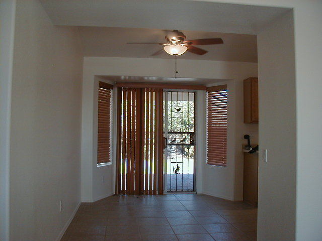 Building Photo - 3 Bedroom on NW side in Linda Vista Estates!
