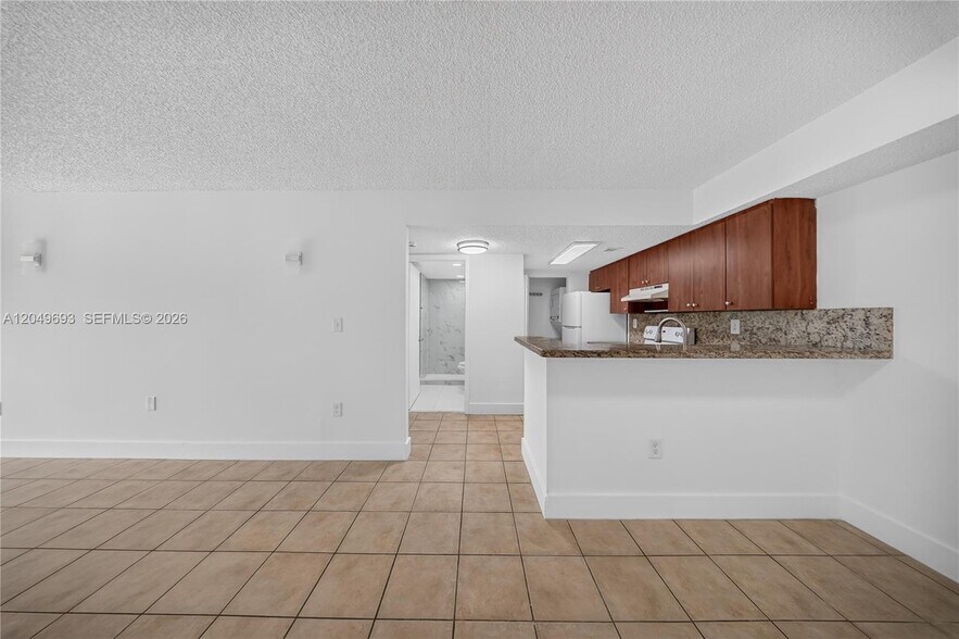 Building Photo - 7195 NW 179th St