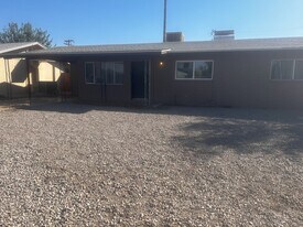 Building Photo - 1173 N 4th St
