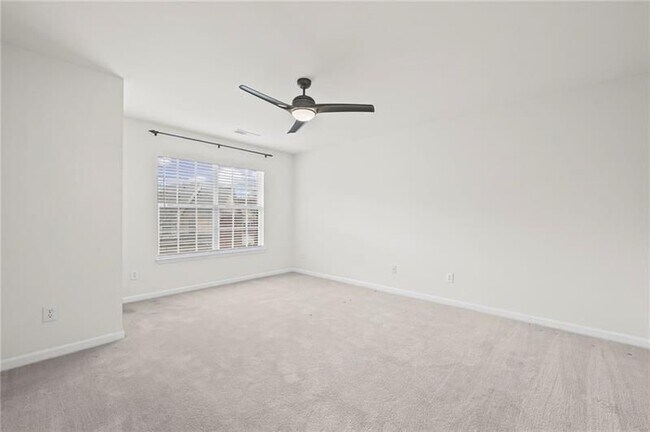 Building Photo - 5662 Lawley Rd