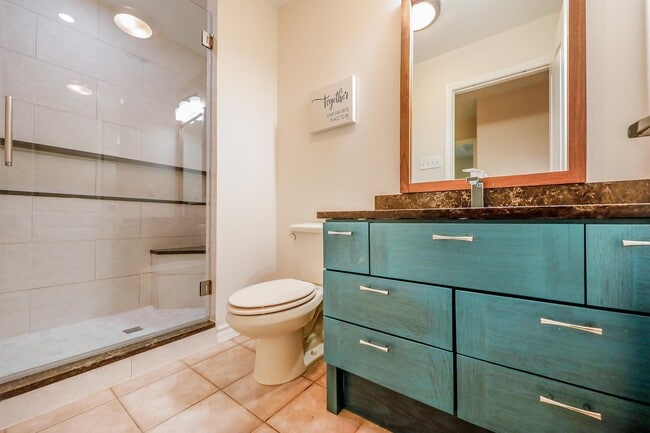 Building Photo - 503 Pine Sisken St