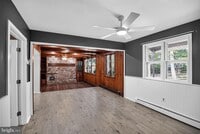 Building Photo - 930 Sykesville Rd