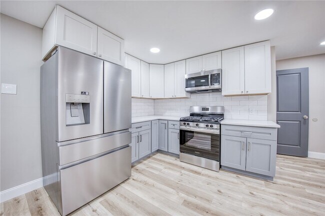 Building Photo - 2158 Reis Run Rd