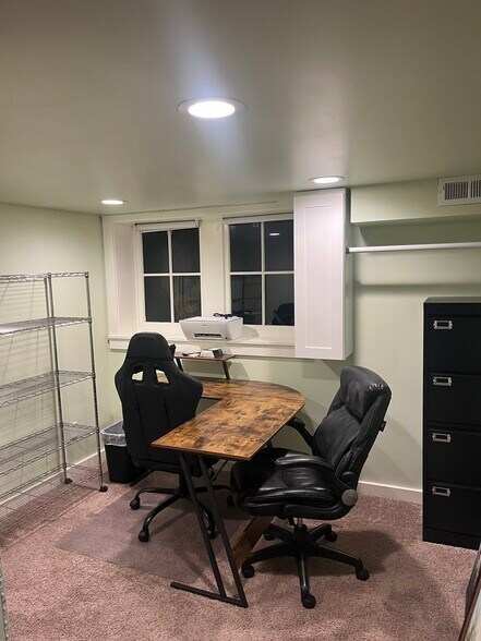 Building Photo - 3622 37th Ave S