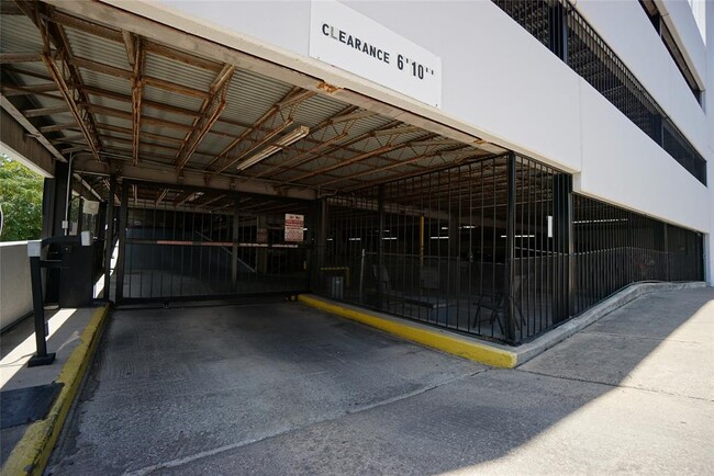 Building Photo - 1212 Guadalupe St