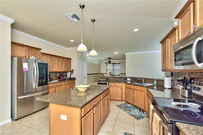 Building Photo - 21608 Bella Terra Blvd