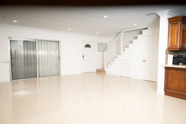 Building Photo - 13761 SW 84th St