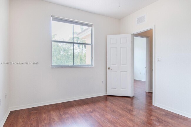 Building Photo - 12435 SW 125th St