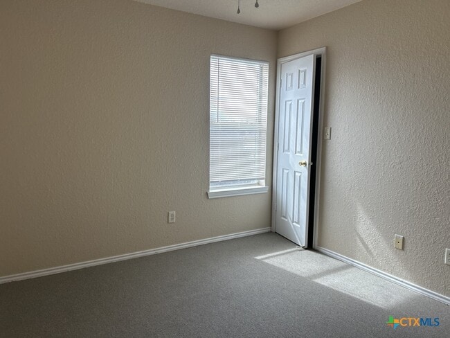 Building Photo - 3412 Cantabrian Dr