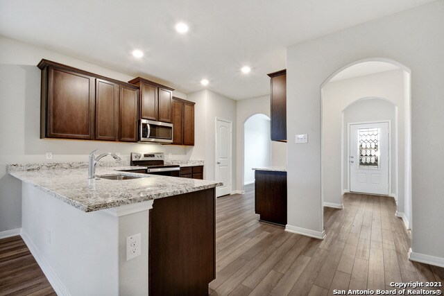 Building Photo - 9147 Bennett Frst
