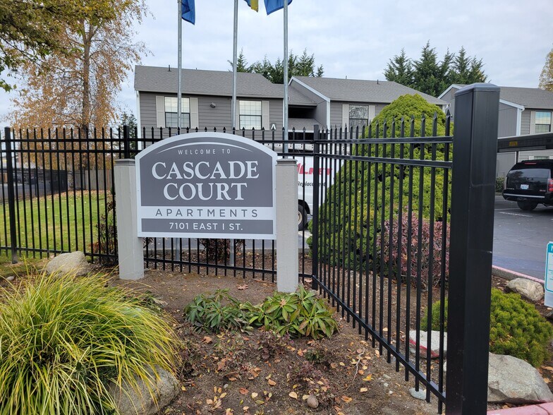 Building Photo - Cascade Court