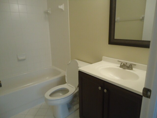 Building Photo - 1320 SE 31st Ct