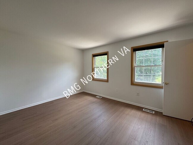 Building Photo - 8763 Bretton Woods Dr