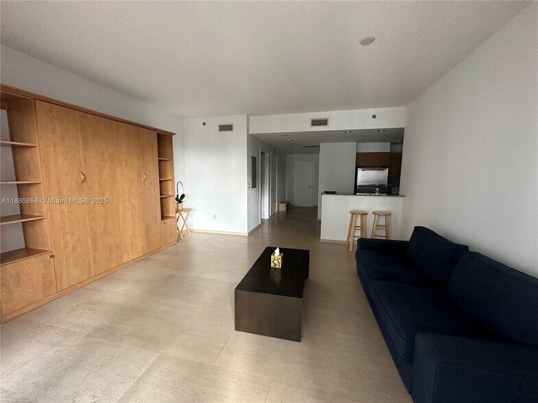 Building Photo - 1050 Brickell Ave