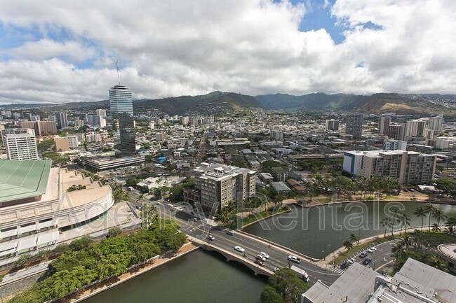 Building Photo - 1717 Ala Wai Blvd