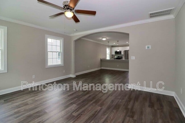 Building Photo - 3967 Newhall Dr NW