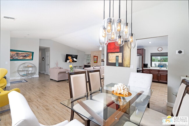 Building Photo - 2342 N San Gorgonio Rd