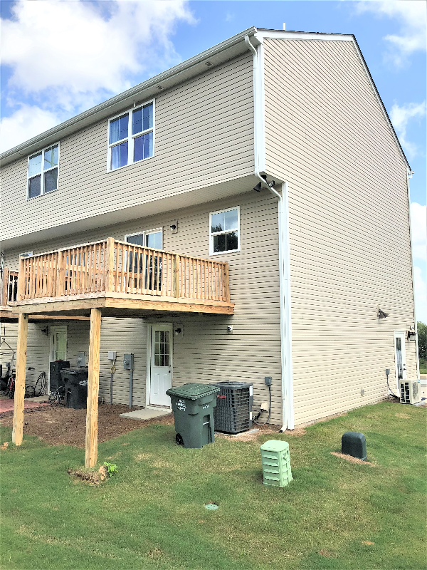 Building Photo - 406 Brookshade Way