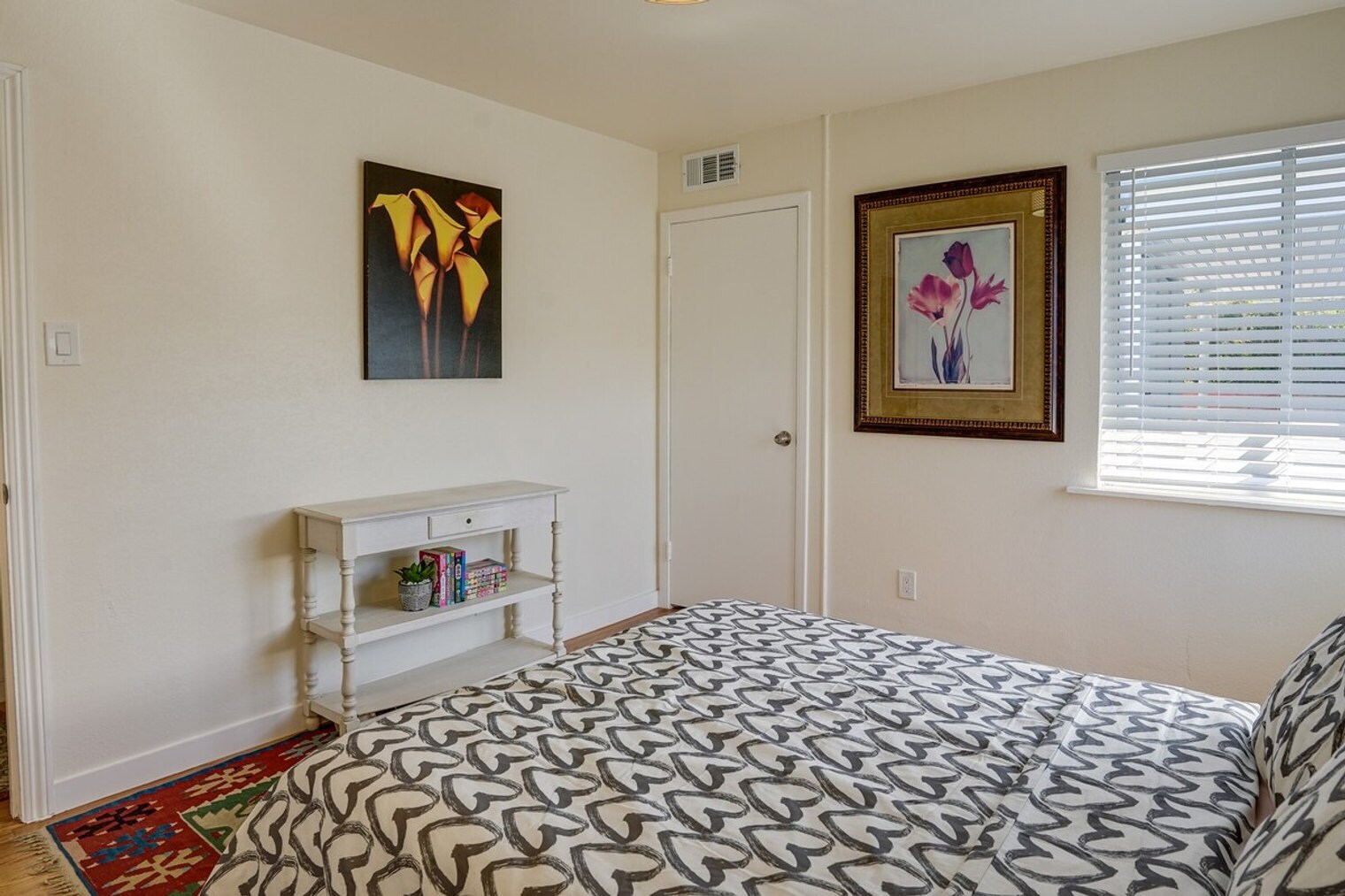 Building Photo - 11 Kenilworth Dr