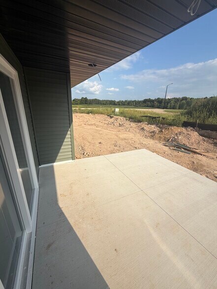 Building Photo - 139 McArthur Dr
