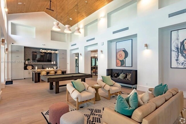 Building Photo - 8894 NW 44th St