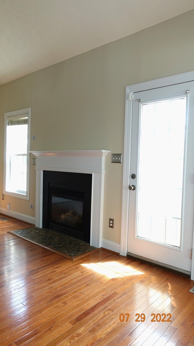 Building Photo - 2813 Franciscan Dr