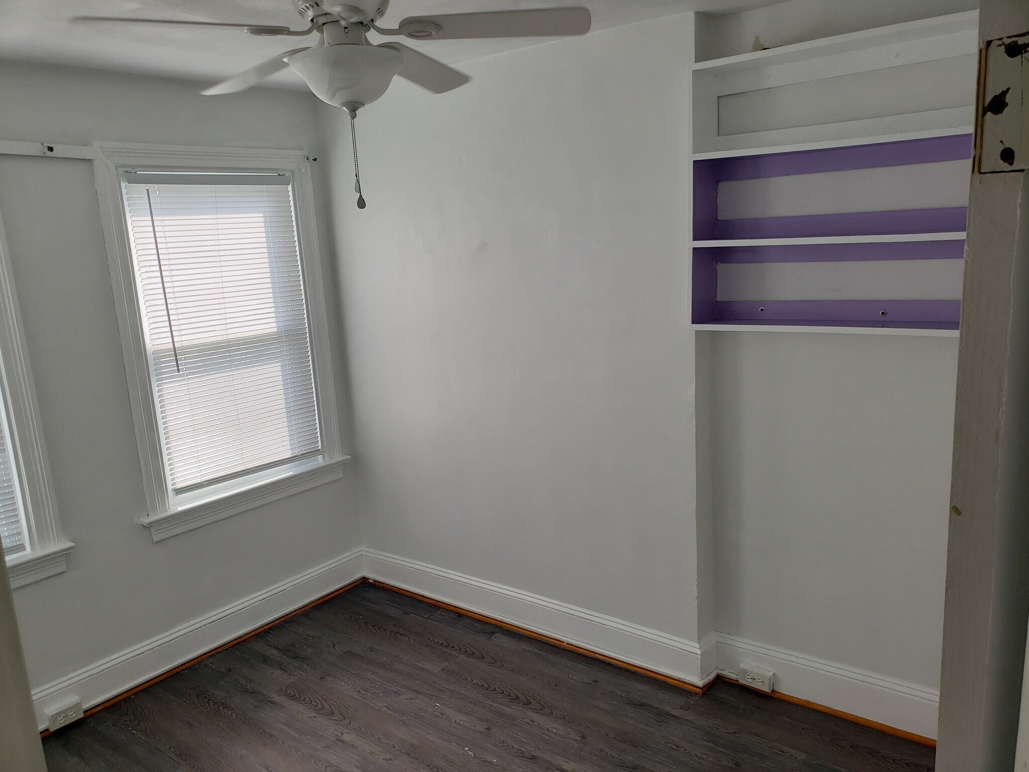 Bedroom - 754 E Washington Ave