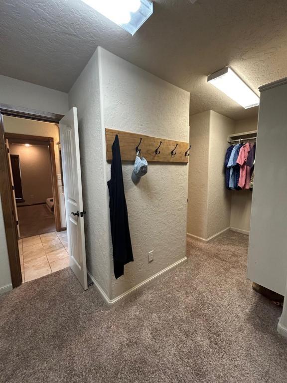 Building Photo - 1518 Scenic Ridge