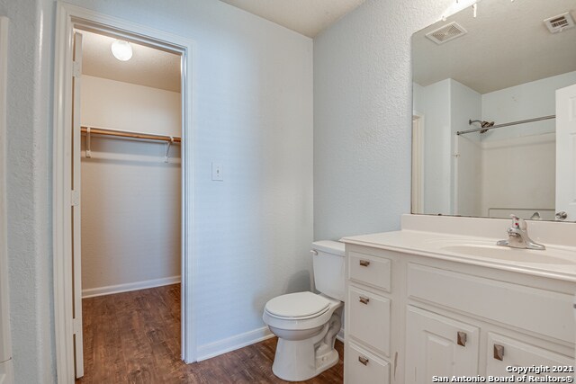 Building Photo - 11243 Country Canyon