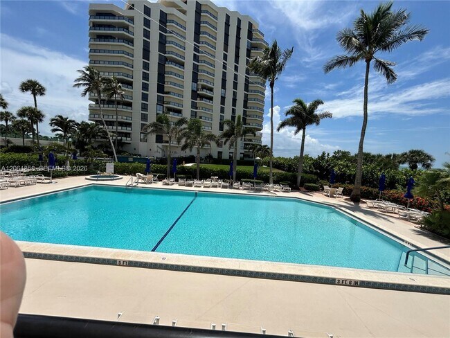Building Photo - 720 S Collier Blvd