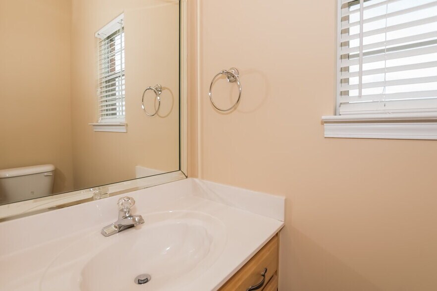 Building Photo - 6029 Berretta Cove