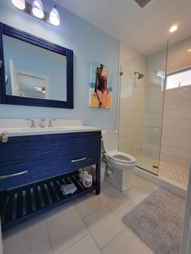 Building Photo - 345 Dehnhoff Walk