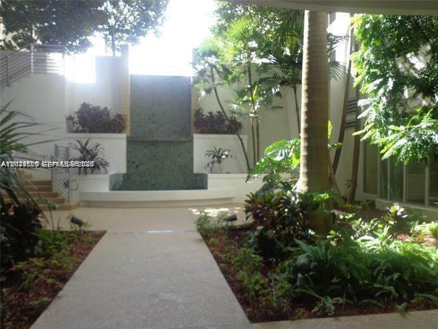 Building Photo - 1830 Radius Dr
