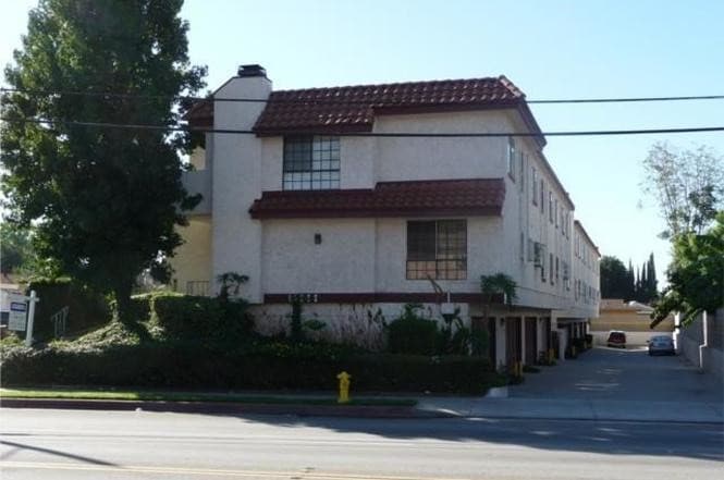front of the condo - 11052 Lower Azusa Rd