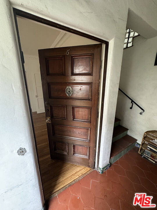 Building Photo - 5564 W 6th St