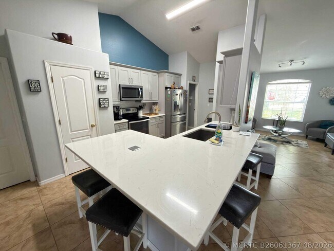Building Photo - 116 Compass Rose Dr