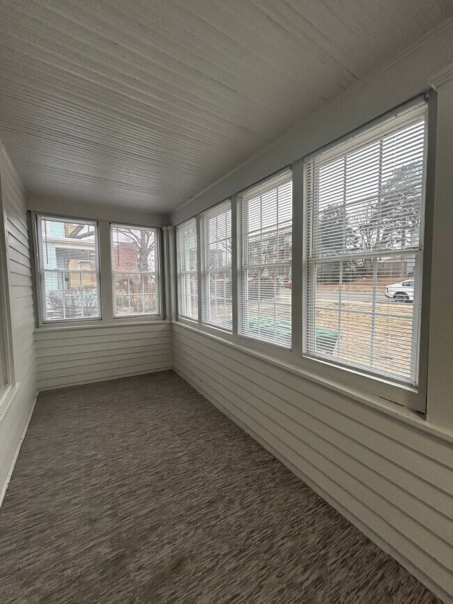 Building Photo - EVH Rentals (1113 Park Ave)