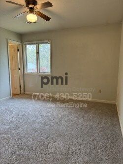 Building Photo - 111 Primrose Dr