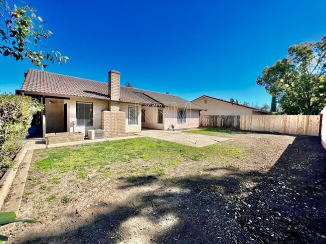 Building Photo - 4517 Da Vinci Dr