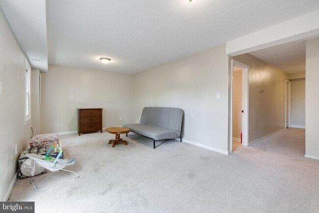 Building Photo - 12707 Harborview Ct
