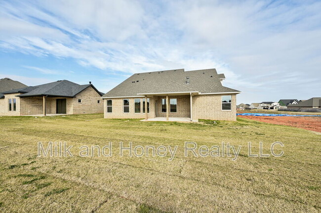 Building Photo - 9304 NW 146th St